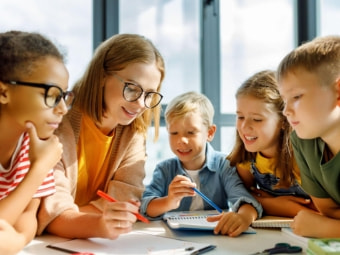 Young Learners Pre-A1 Starters - Anne Robinson